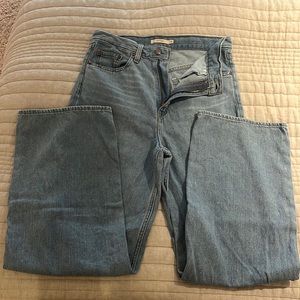 Levi’s high loose style